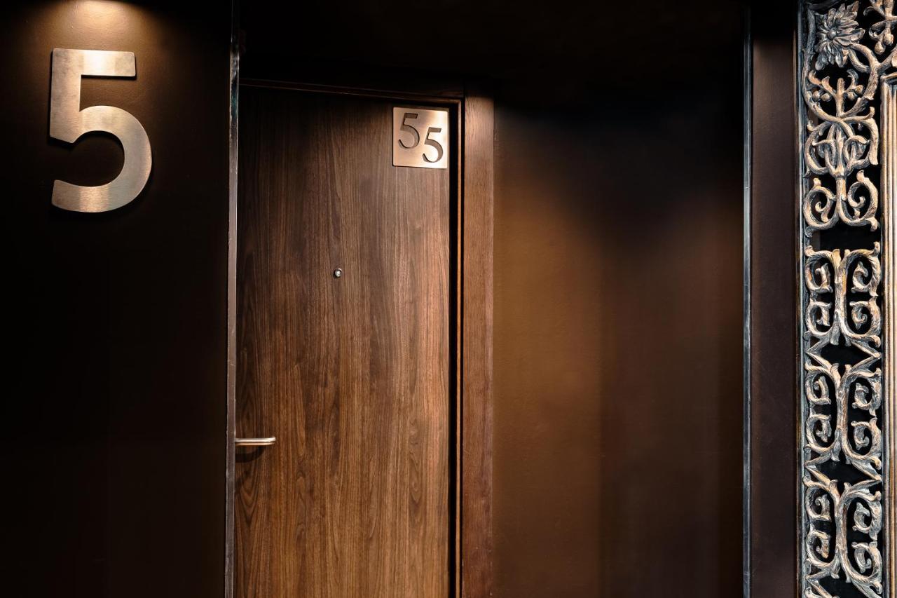 B Montmartre 4* Parigi