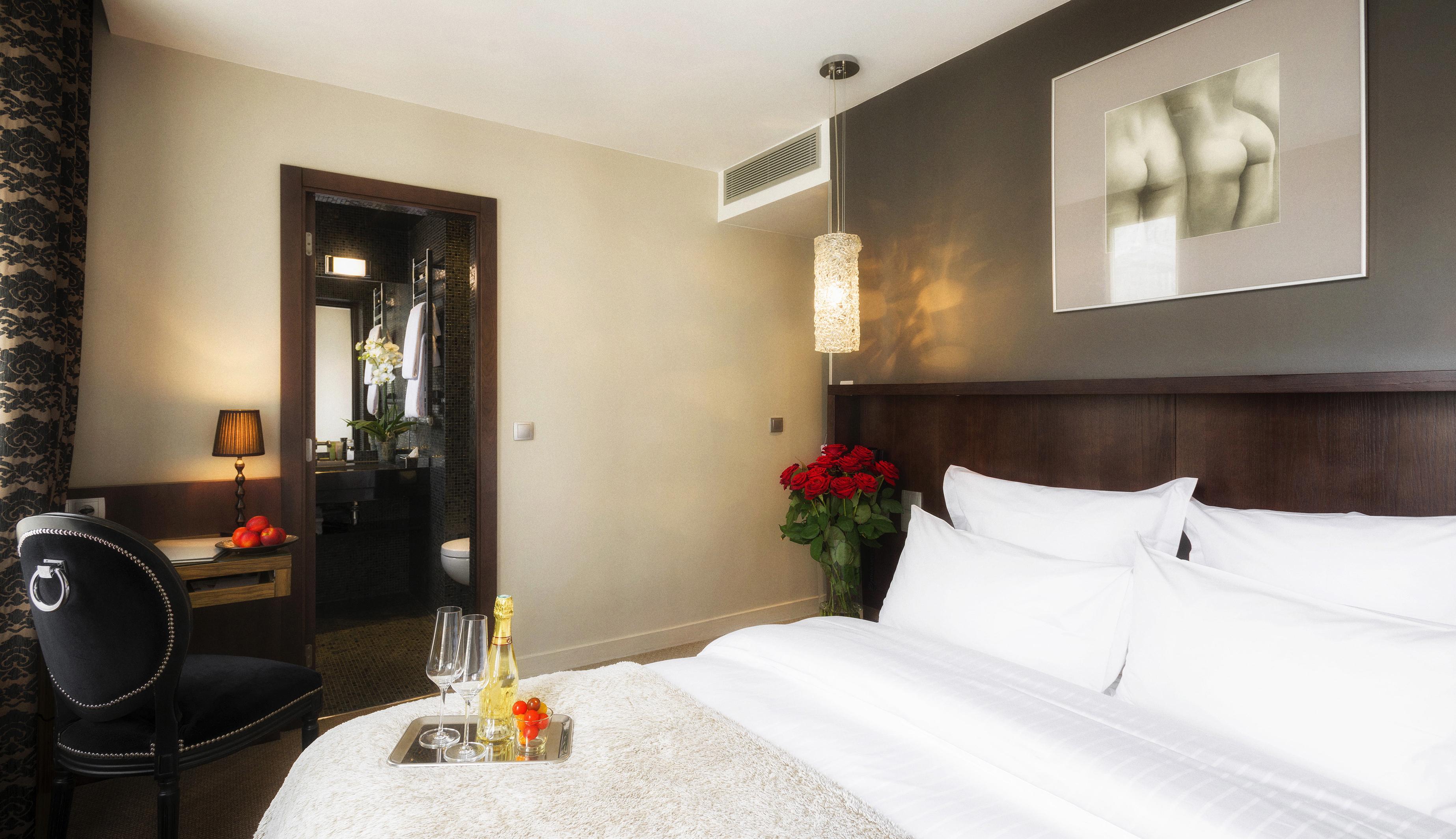 B Montmartre Hotel Parigi