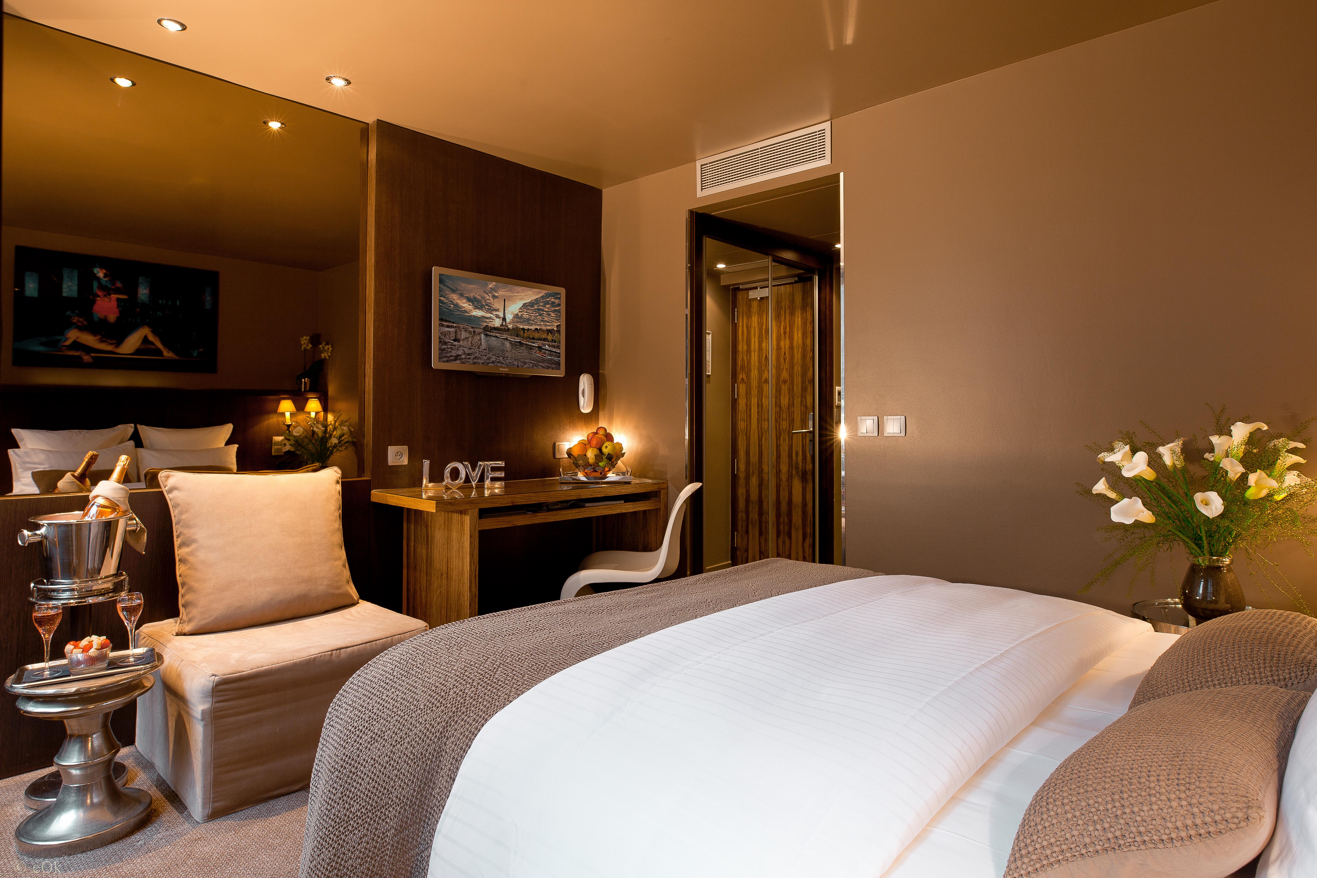 Hotel B Montmartre Parigi